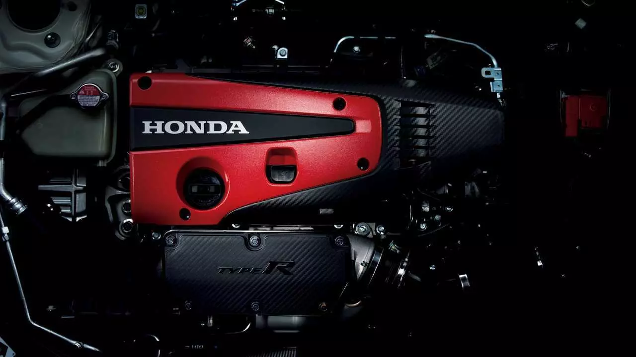 Honda Shifts Focus: Hybrid Future Over All-Electric Goal by 2040