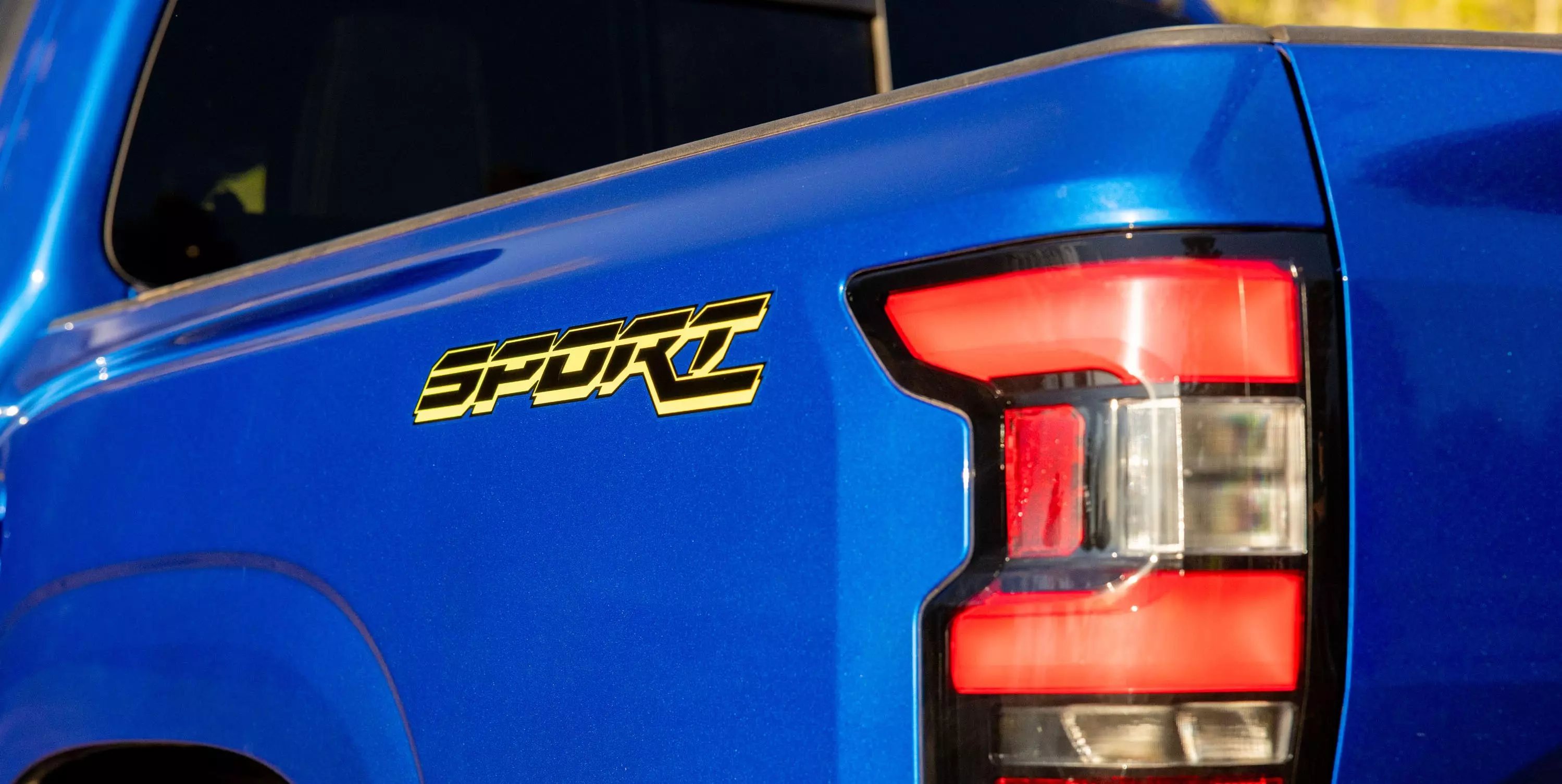 2027 Nissan Frontier Sport Edition: Bridging the Gap Between Comfort and Capability