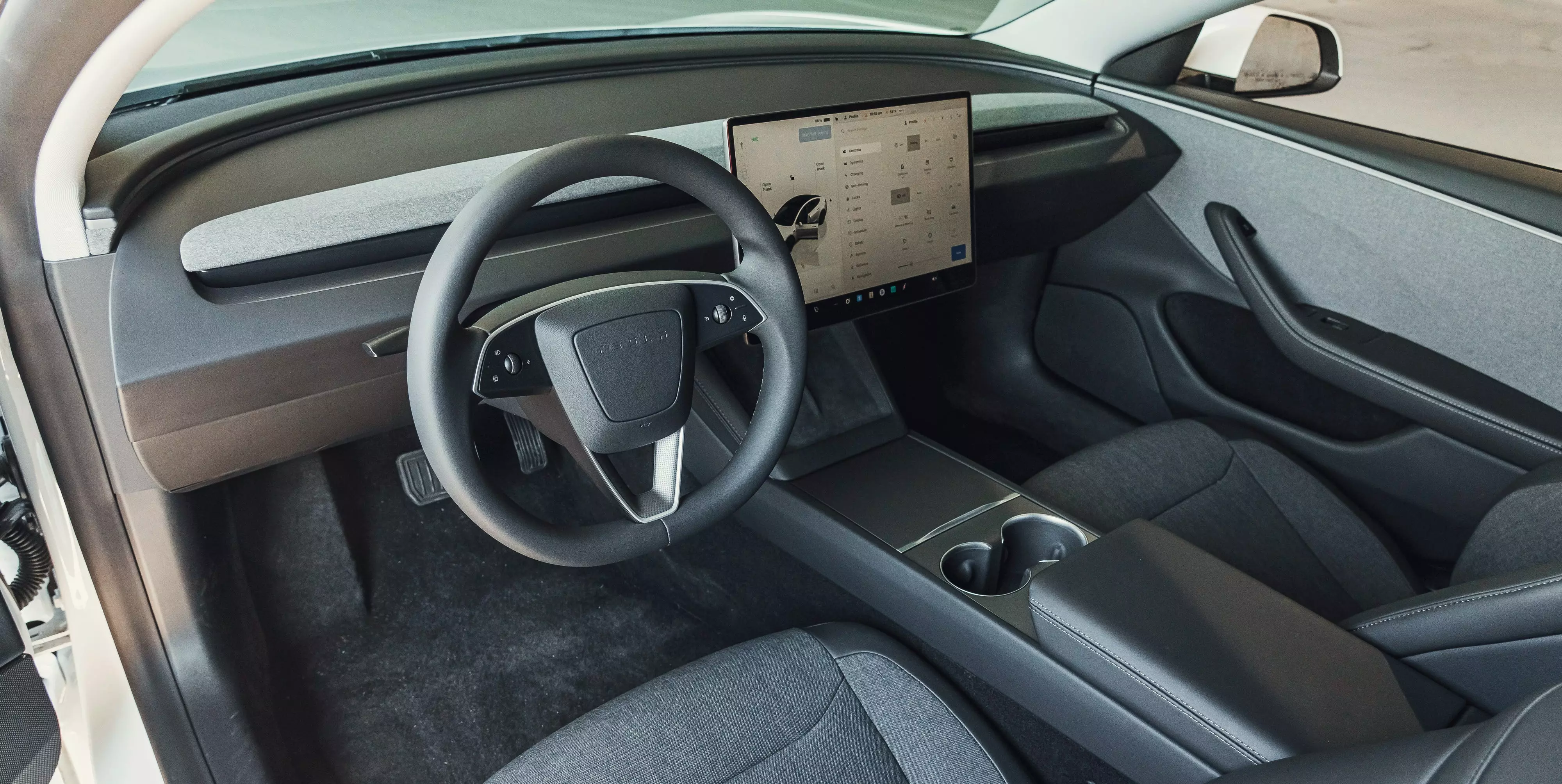 2026 Tesla Model 3 Standard RWD: Interior Review and Features