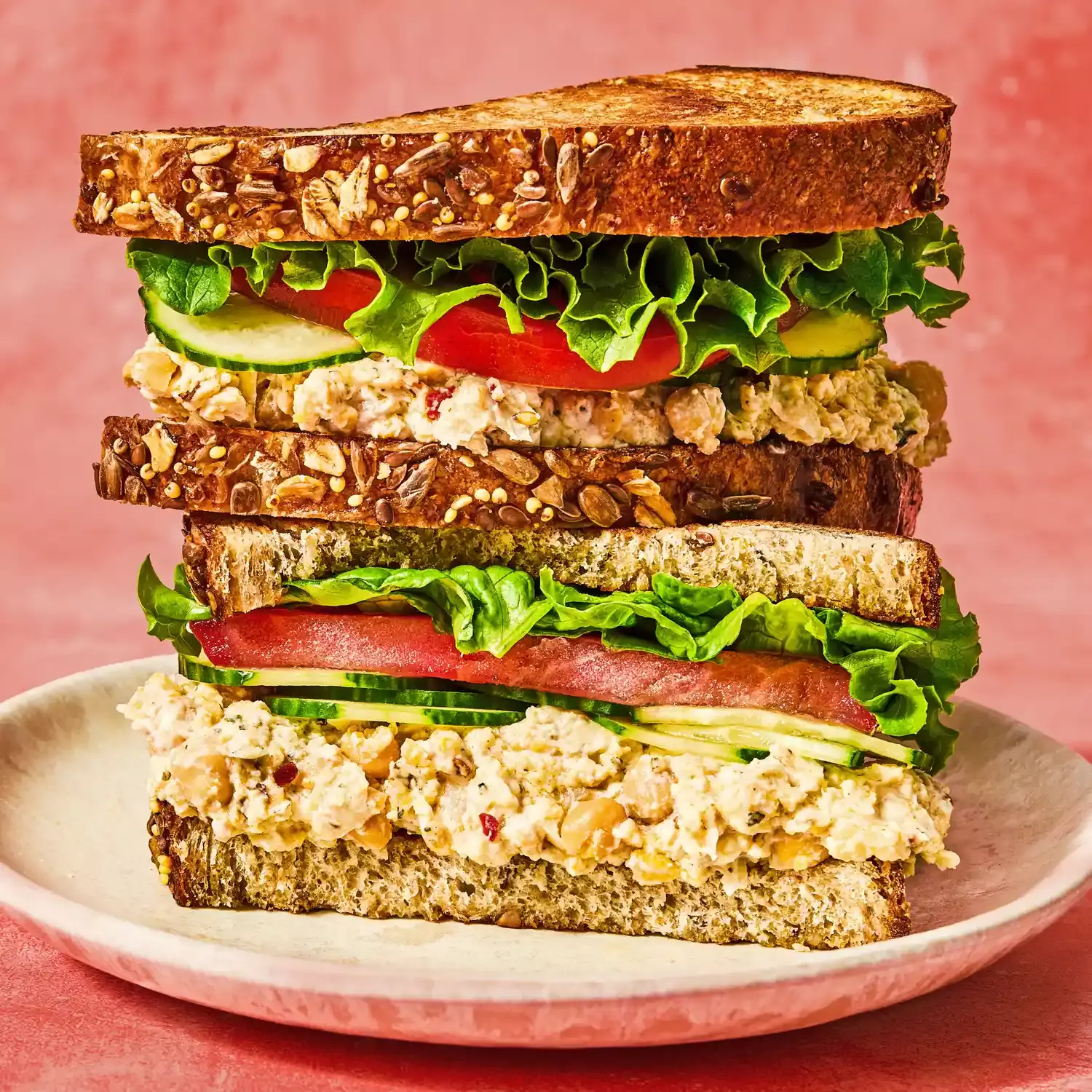 The Ultimate Chickpea and Cucumber Sandwich: A Quick & Healthy Delight