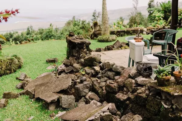 Earthquake Devastates Water Supply for Kona Coffee Farmers