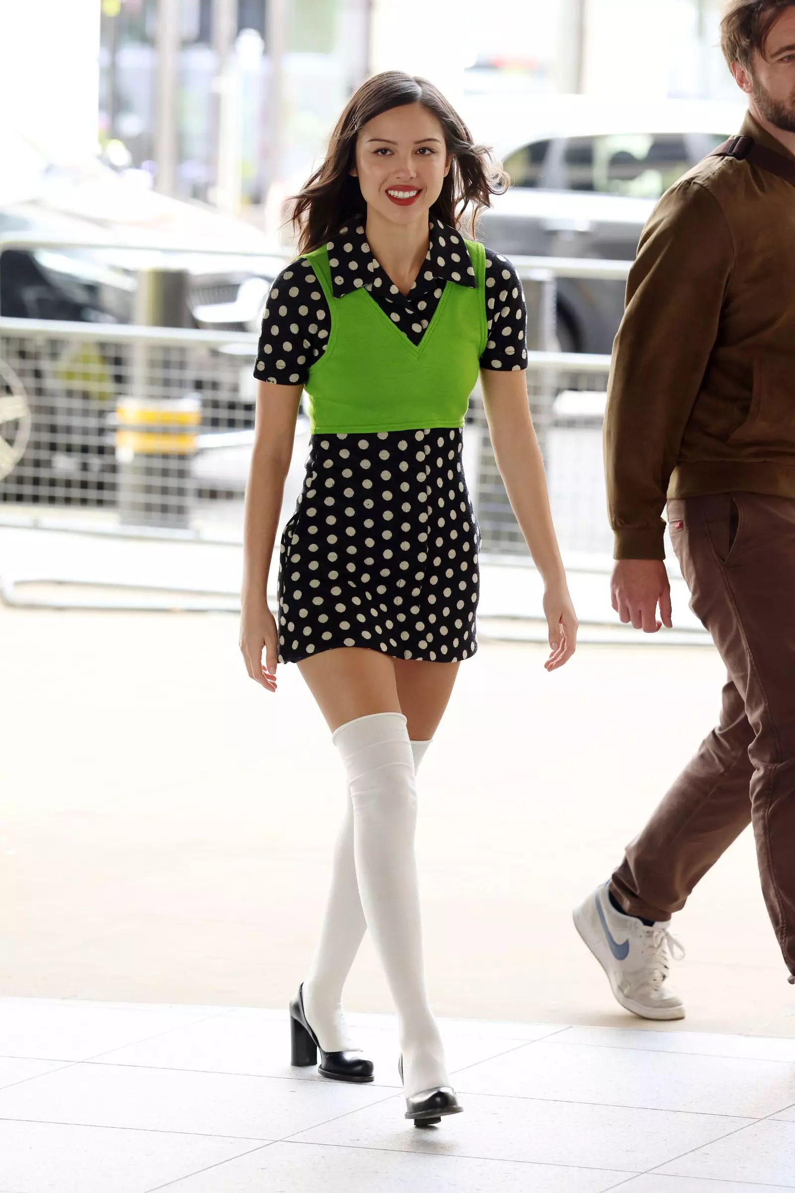 Olivia Rodrigo's Vintage Fashion Homage: A Nod to Iconic Style