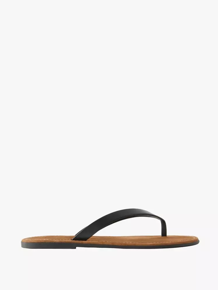 Mastering Summer City Style: Effortless Elegance for Urban Adventures