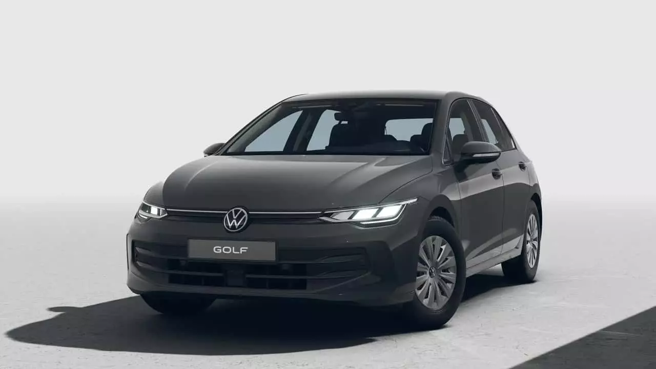 Volkswagen Mulls Return of Standard Golf Models to US Market