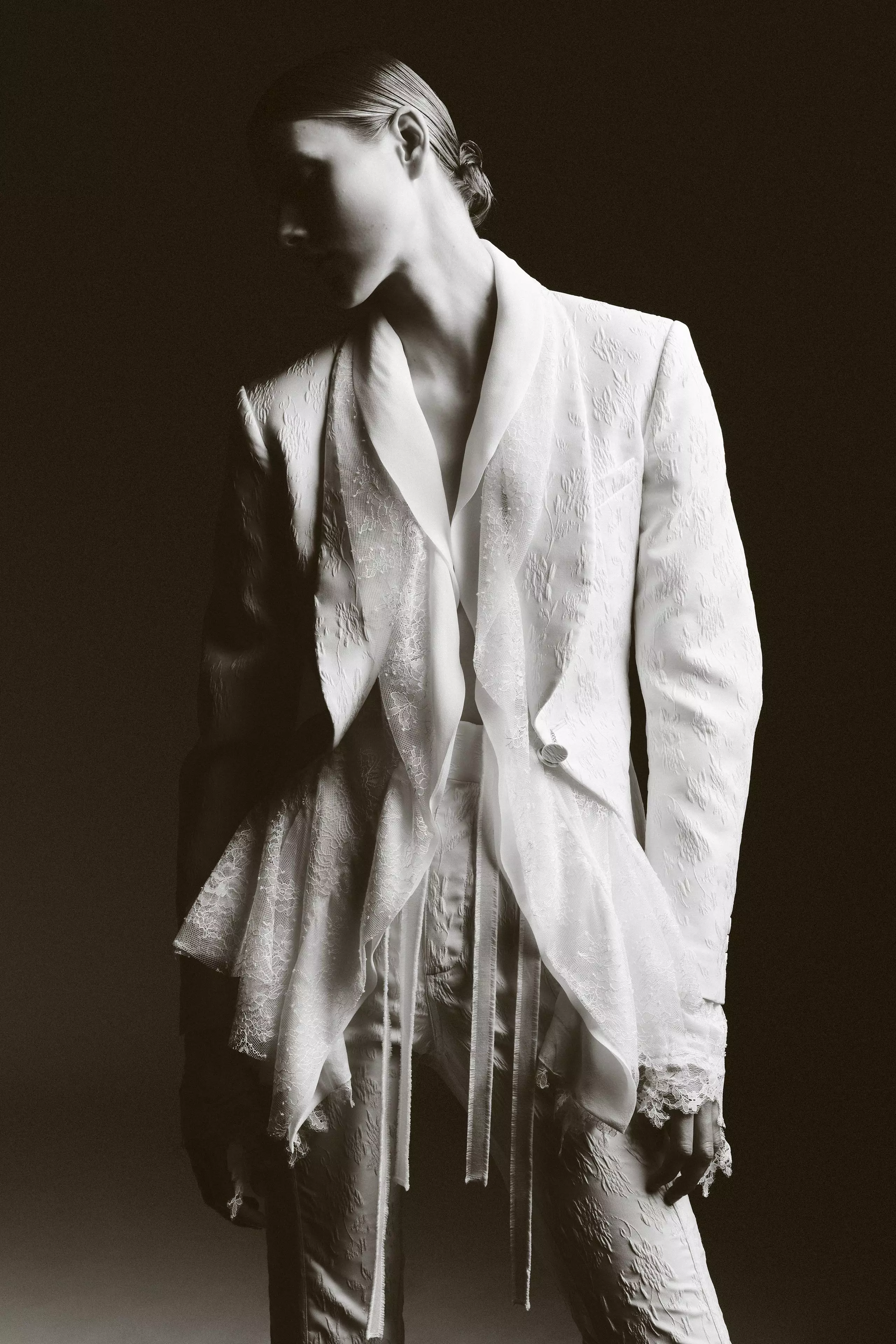 Alberta Ferretti's Resort 2027 Collection: A Vision of Focused Elegance