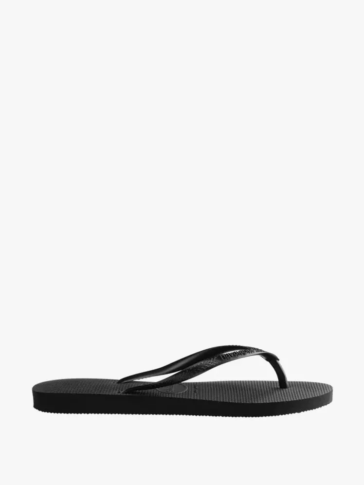 Havaianas: Versatile Summer Style Beyond the Beach