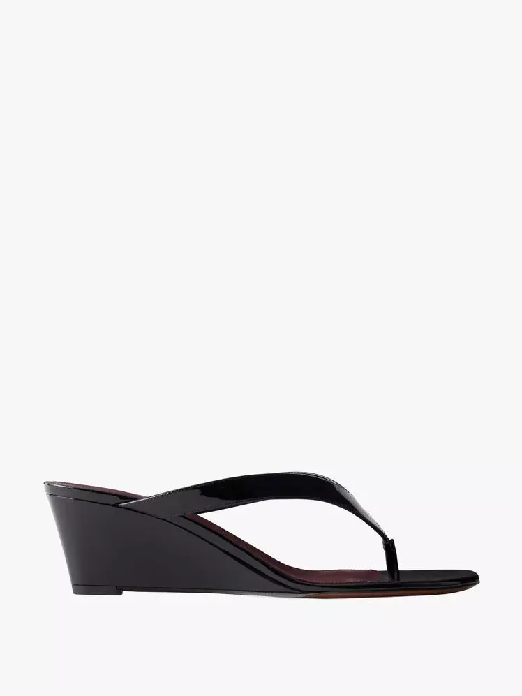 The Enduring Allure of Wedge Sandals: A Modern Style Guide