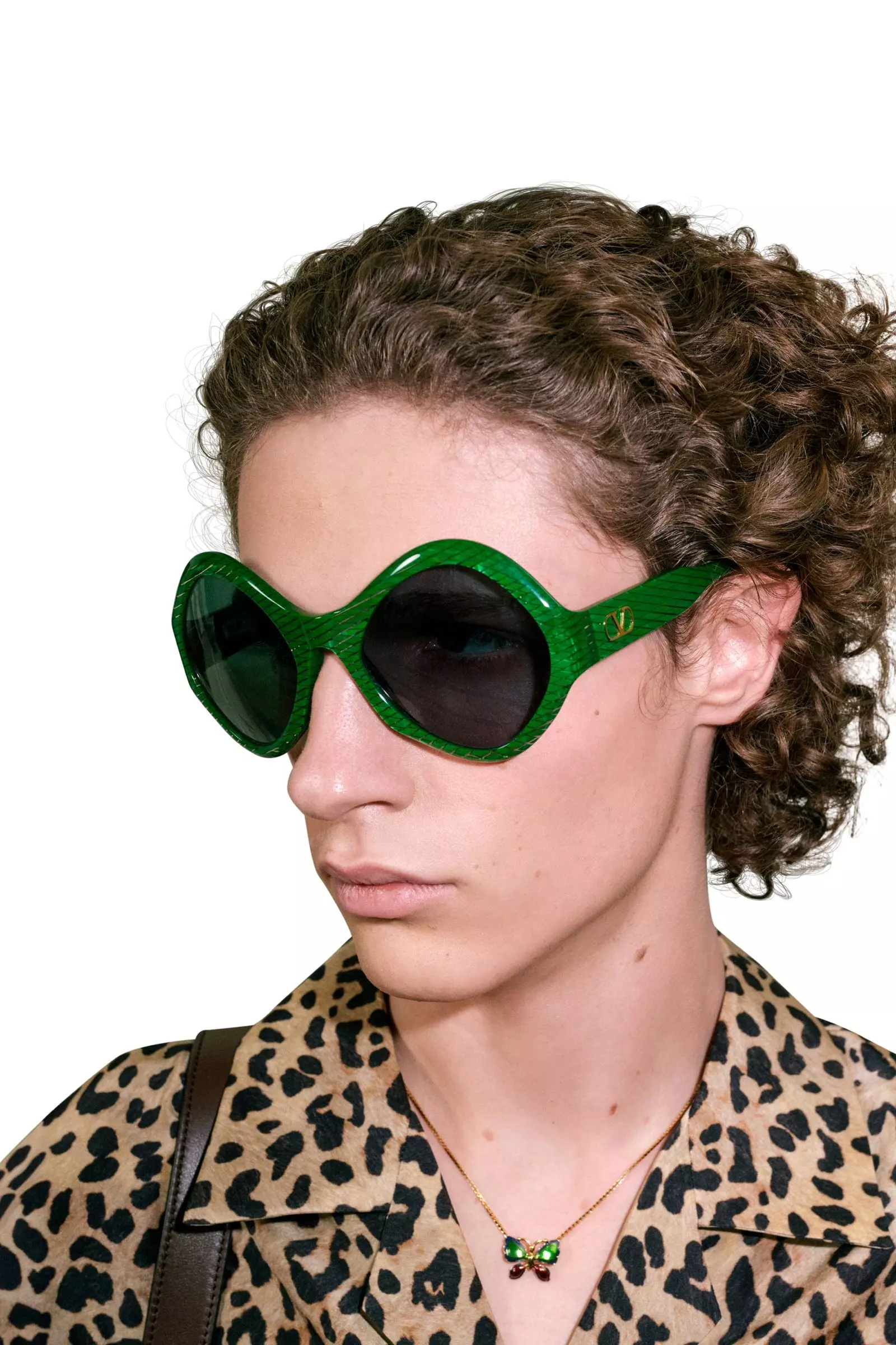 Elevate Your Summer Style: A Guide to Must-Have Fashion Essentials
