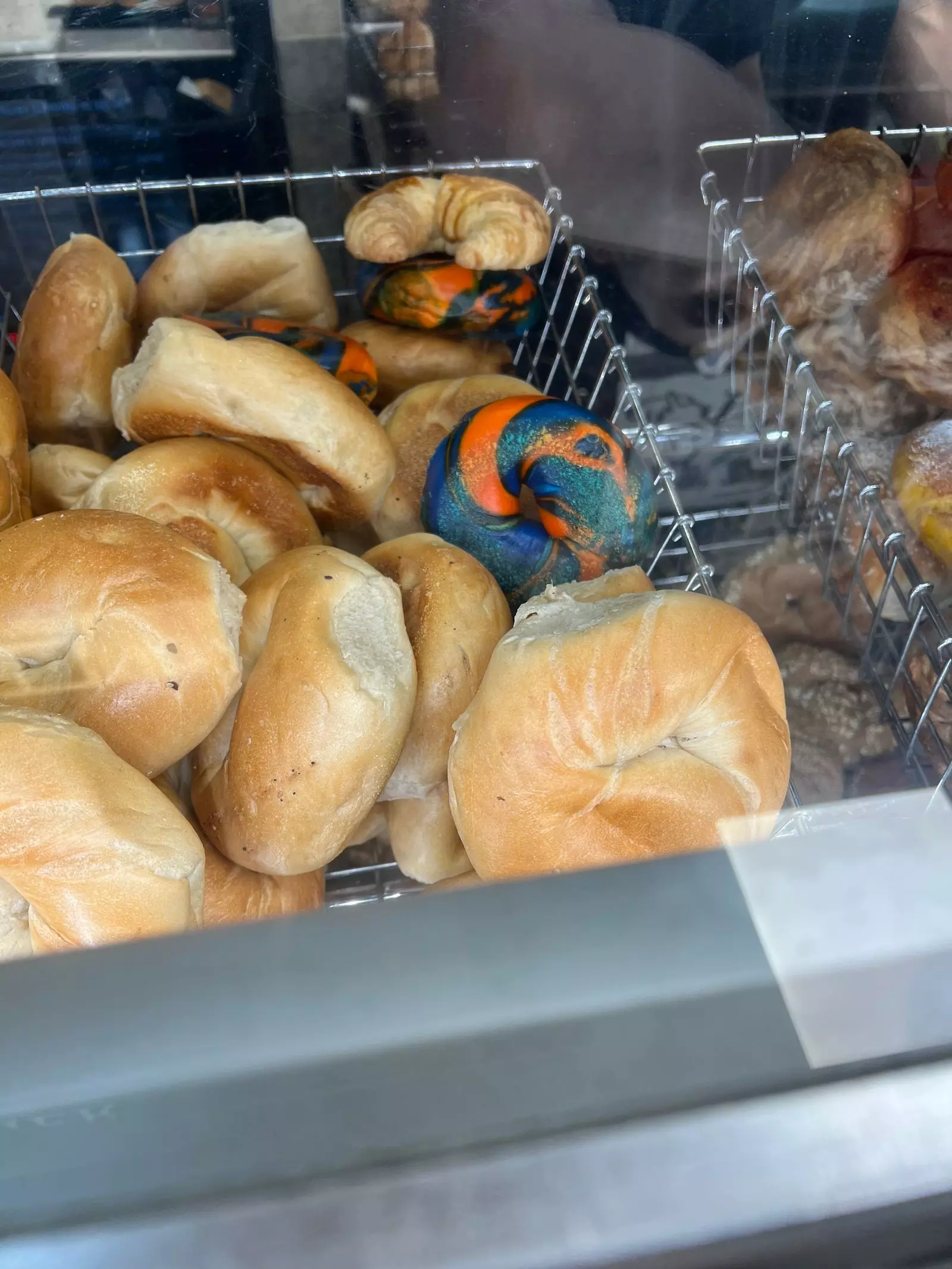 NYC's Culinary Scene Catches Knicks Fever with Themed Delicacies