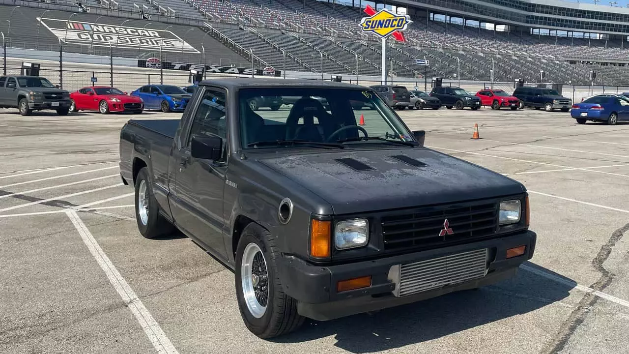 A Reimagined Mitsubishi Mighty Max: An Evo in Disguise