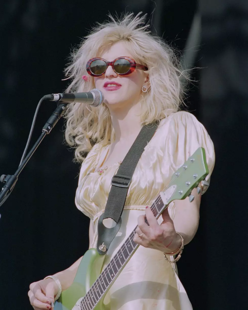 The Babydoll Dress Renaissance: A Summer Fashion Essential
