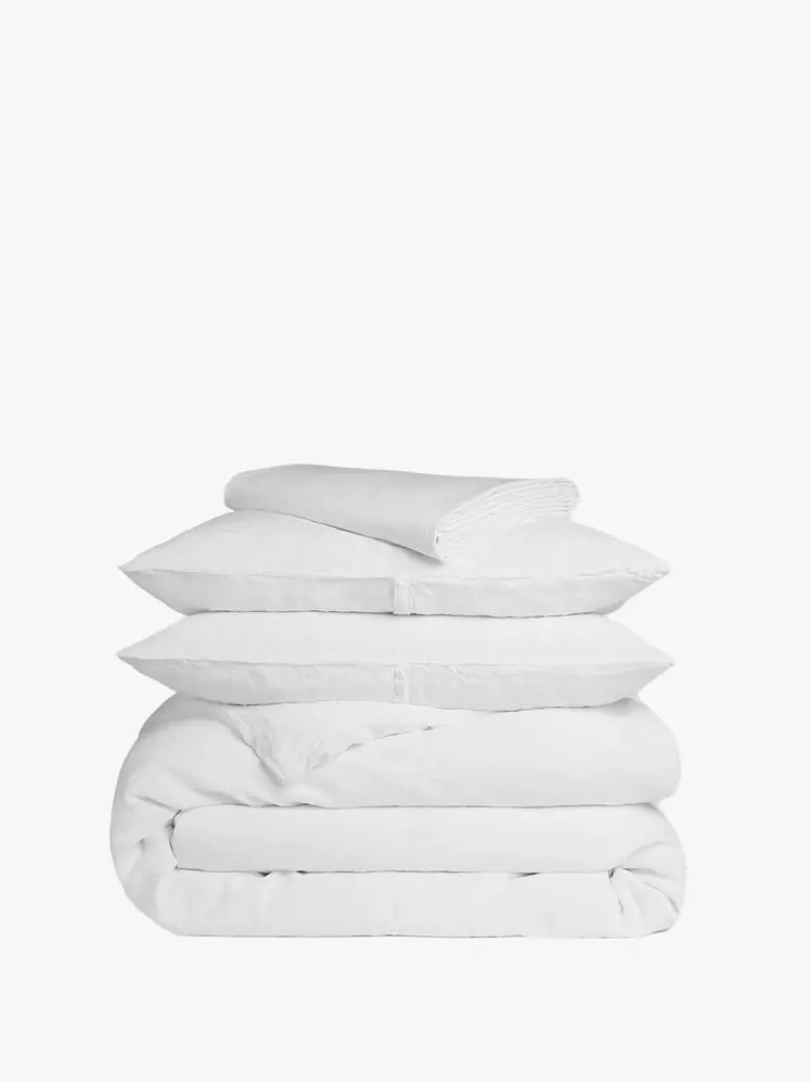 Beat the Heat: Essential Summer Bedding for Restful Nights
