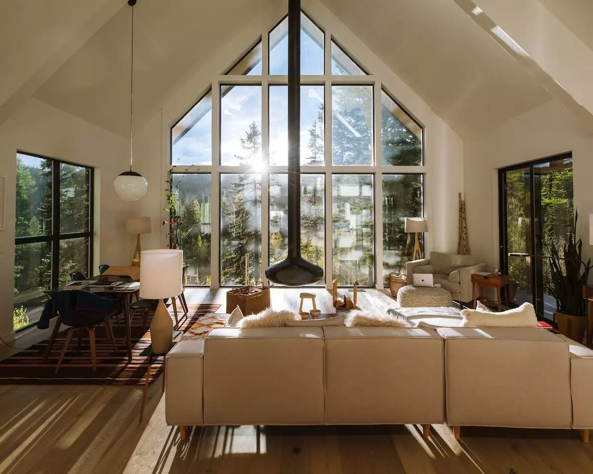 Top Airbnb Stays Near America's National Parks