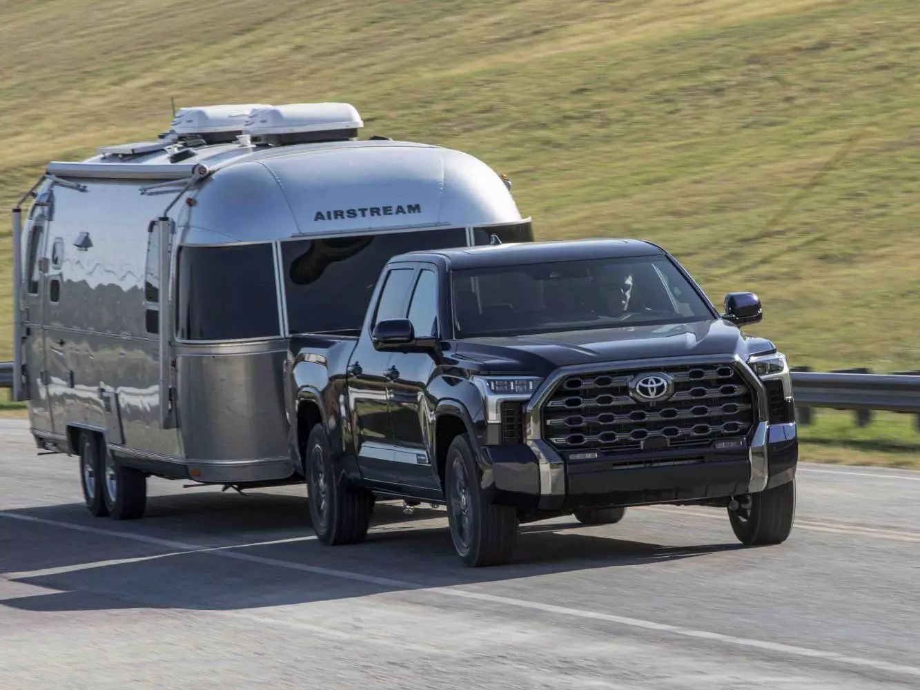 Toyota's Revised Approach to Tundra V6 Engine Recall Draws Owner Discontent