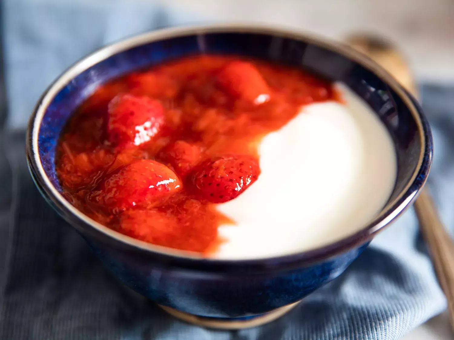 Crafting the Perfect Strawberry-Rhubarb Compote