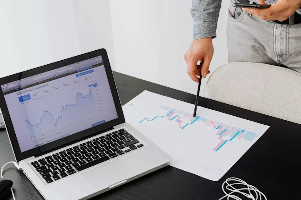 Block Inc. (XYZ): A Leading High-Growth Large-Cap Stock for Financial Services