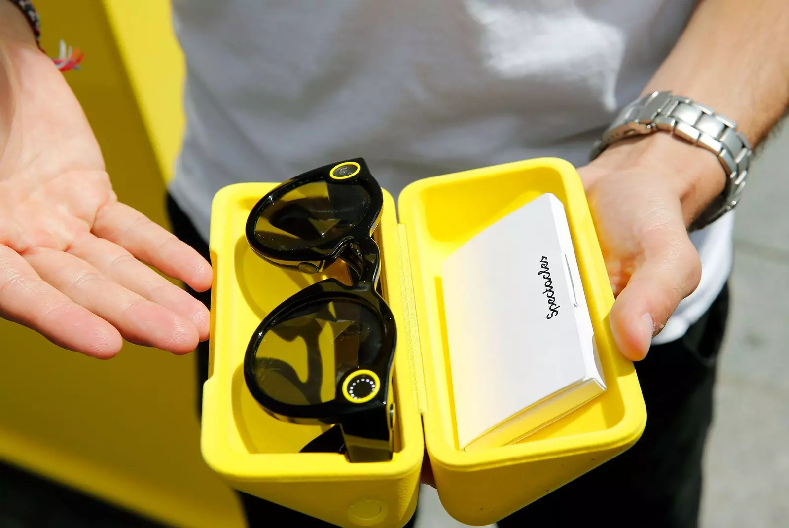 Snap's New Specs: A Deep Dive into the Future of Wearable AI and AR