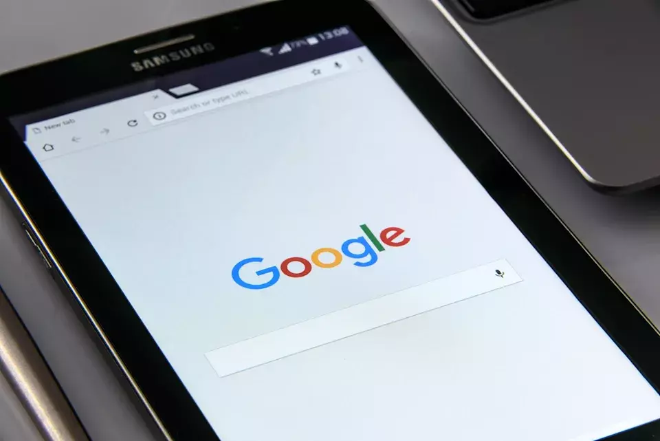 Alphabet's Strategic AI Alliance with Google Cloud and HSBC