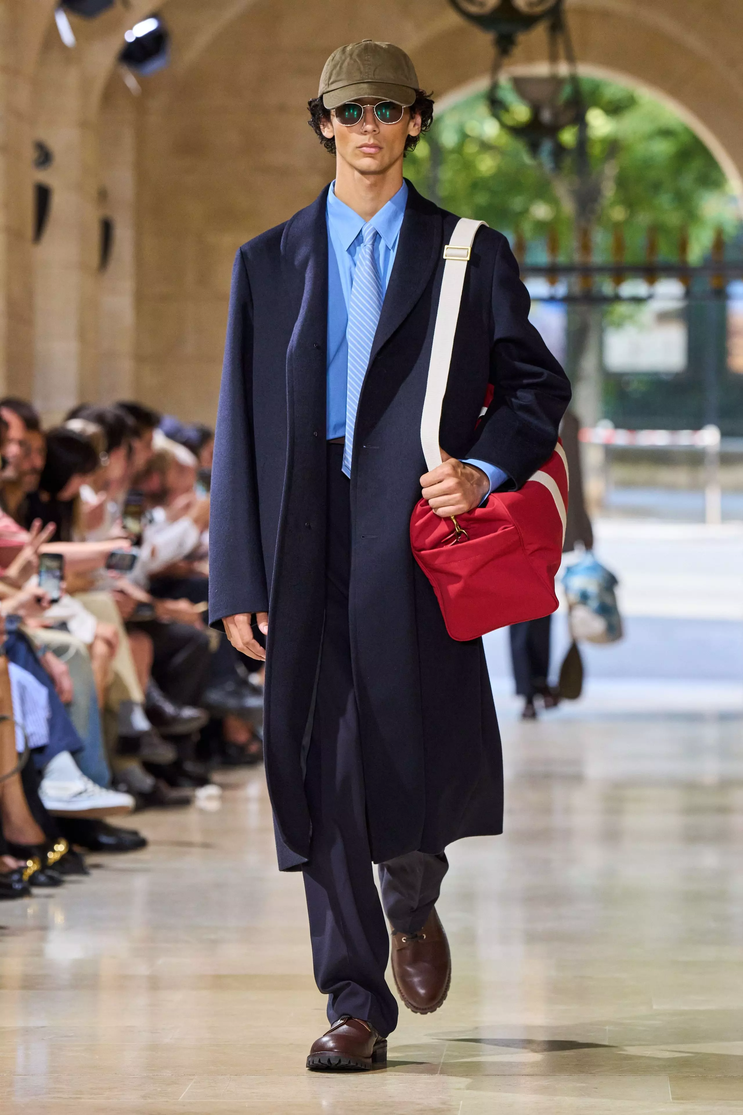 Auralee's Spring 2027 Menswear Collection: A Vision of Modern Elegance