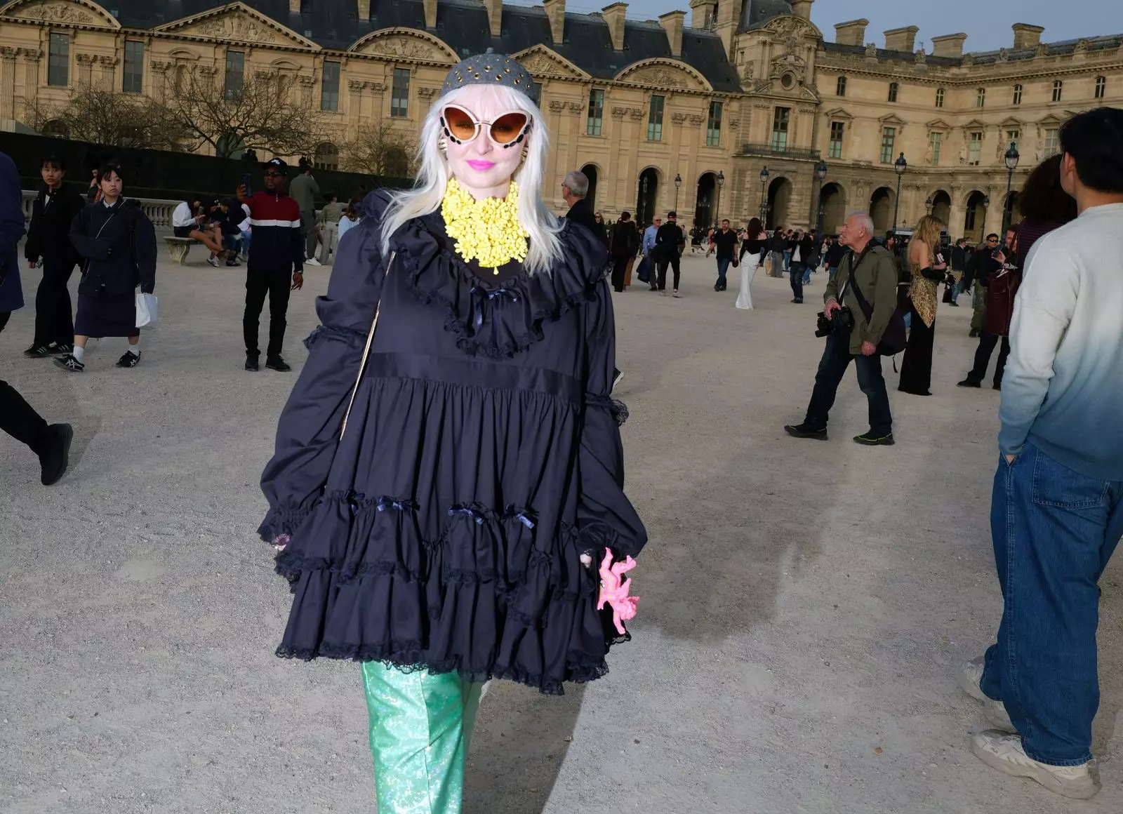 Summer Avant-Garde: Fashion's Heatwave Challenge