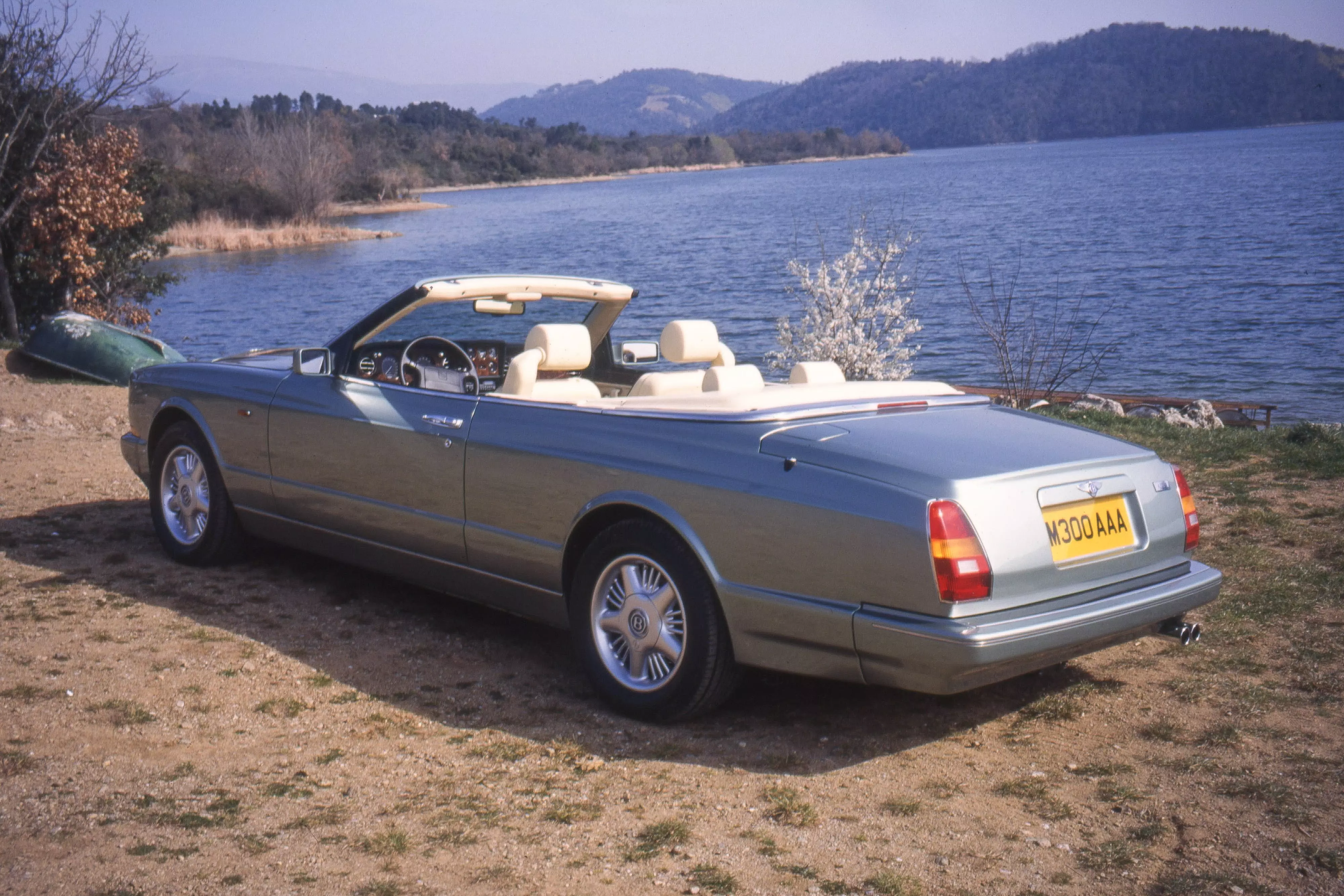 The 1996 Bentley Azure: A Luxurious Convertible Review