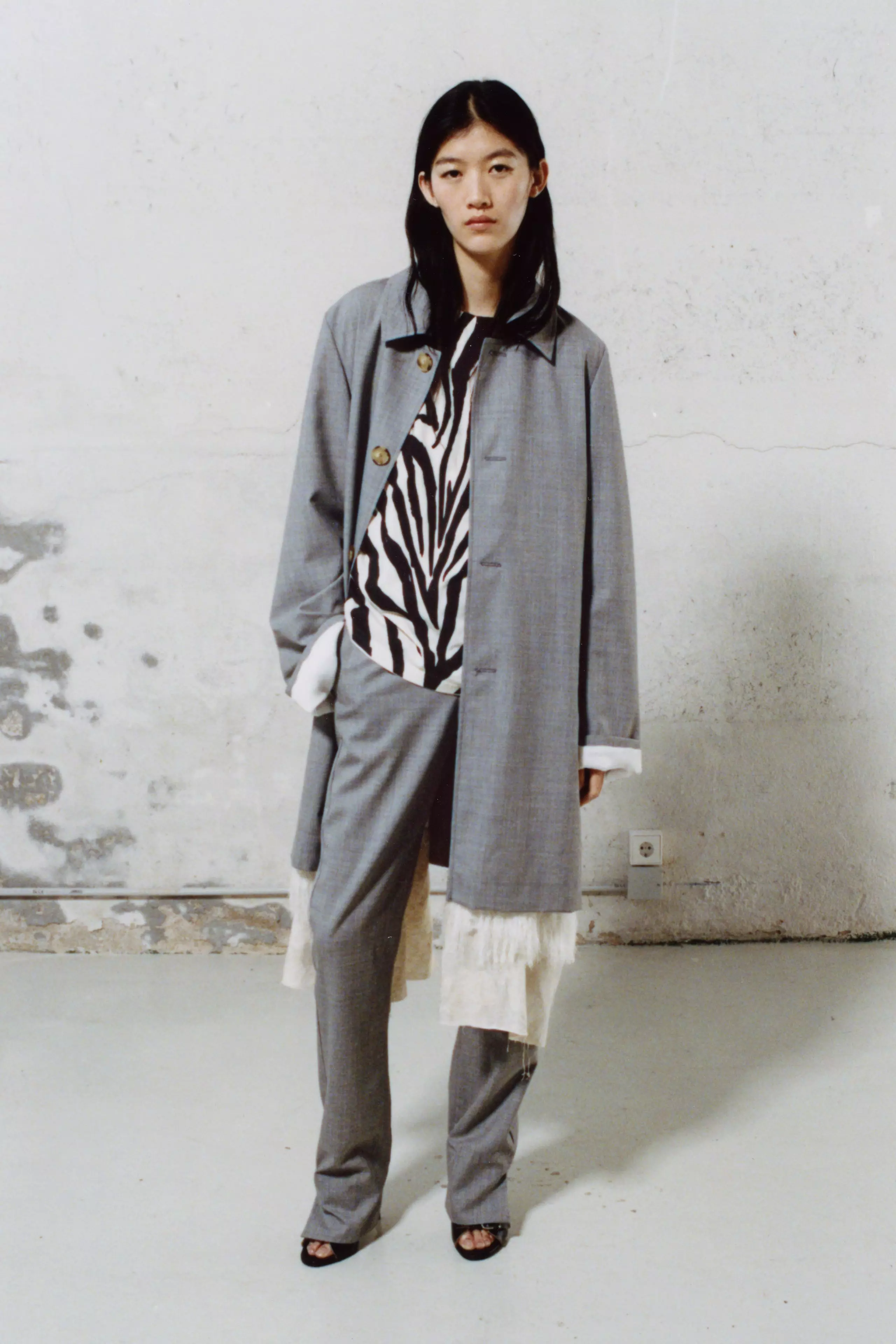 Edward Cuming's Spring 2027 Collection: A Journey from Chaos to "Calm Down"