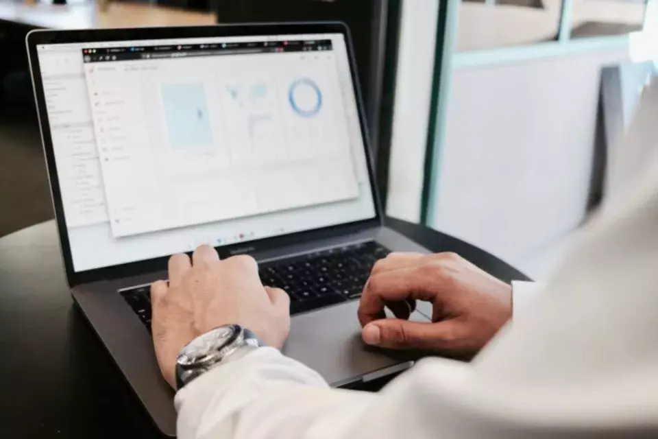 Snowflake Powers Unlimitail's Retail Media Data Hub