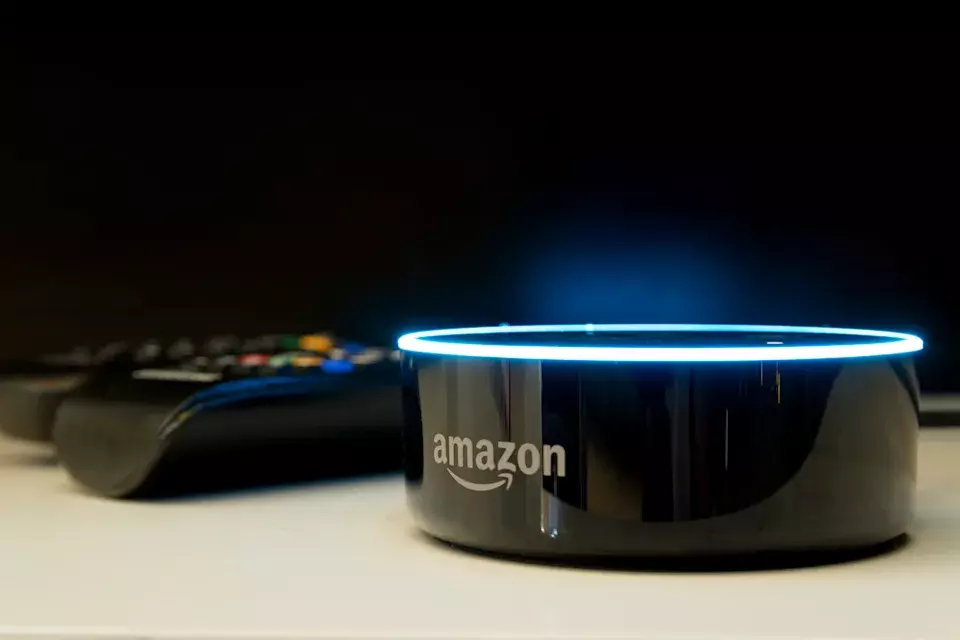 Amazon and ThunderSoft Forge Partnership for In-Vehicle Voice AI