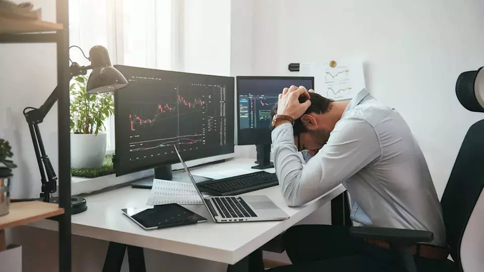 Cerebras Stock Faces Volatility Amidst AI Sector Slowdown: An Investor's Conundrum
