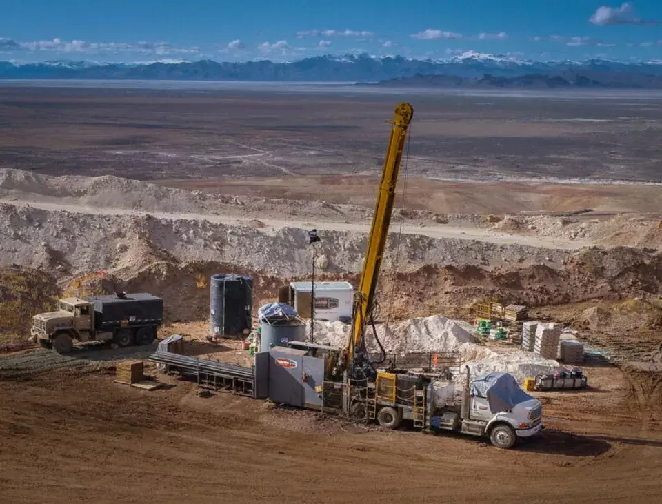 Caterpillar's Surging Valuation Driven by AI Infrastructure Boom