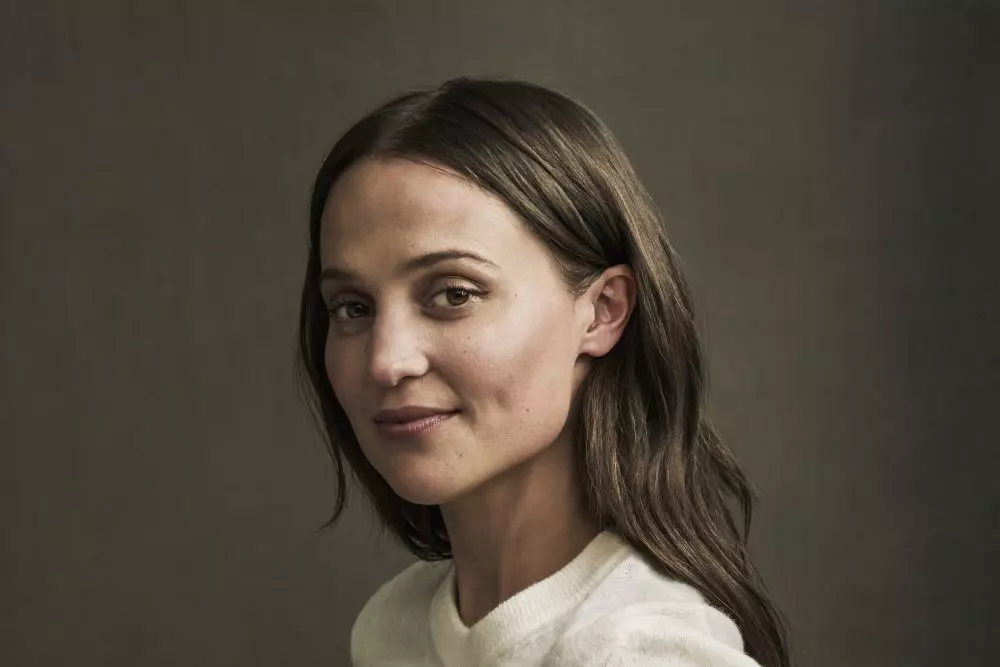 Alicia Vikander Joins Aaron Taylor-Johnson in Netflix's 'Enigma Variations' Series
