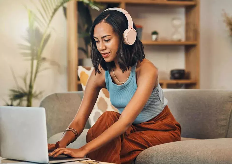 Spotify vs. Netflix: A Divergent Path for Growth Stocks