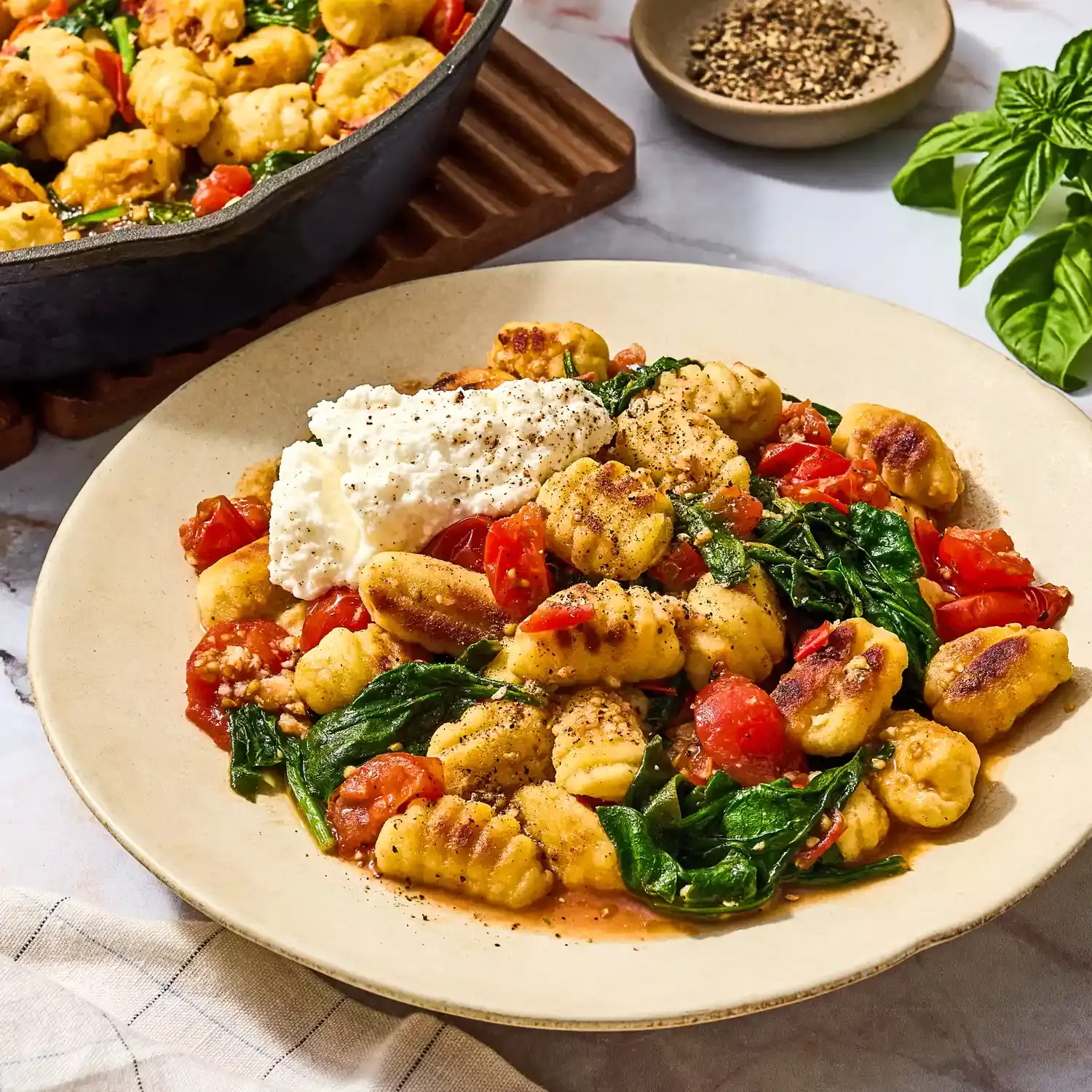 Speedy Skillet Gnocchi with Tomatoes and Spinach