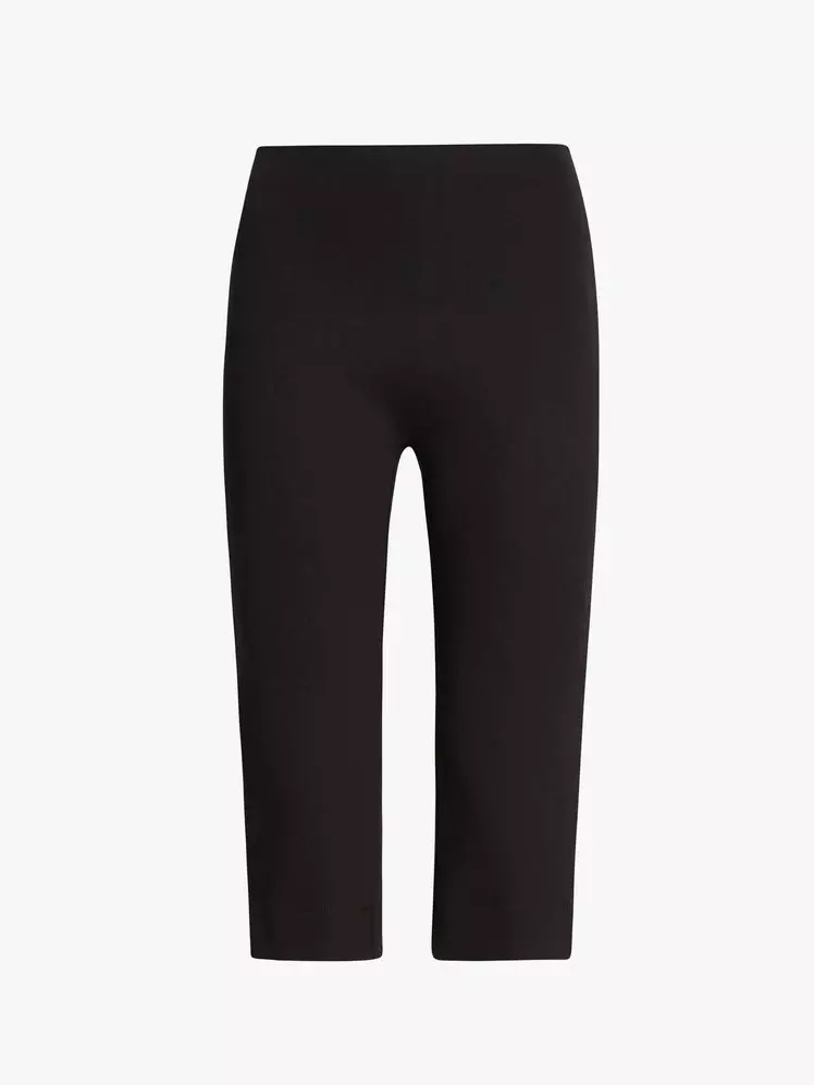 Capri Pants: The Unexpected Summer 2026 Fashion Trend