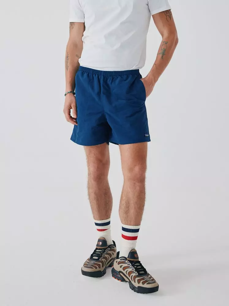 The Ultimate Guide to Men's Hybrid Shorts: Style and Performance Combined