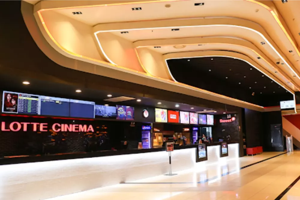 Lotte Cinema-Megabox Merger Fails Amid JoongAng Group's Financial Struggles