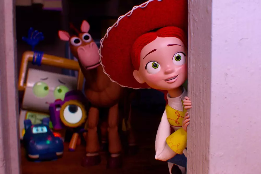 South Korea Box Office: Animated Film "Toy Story 5" Retains Top Position Amidst Strong Competition from Thriller "The Eyes"