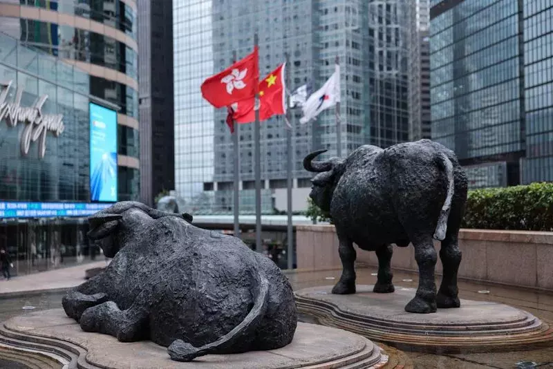 Global Equities Advance as Oil Prices Decline Amid Supply Boost and Anticipation of AI Sector Earnings