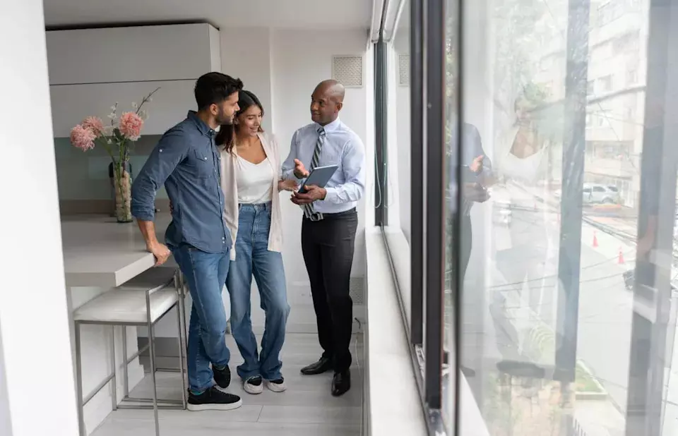Opendoor Stock Dips 21% Amidst Housing Market Challenges and Strategic Shift