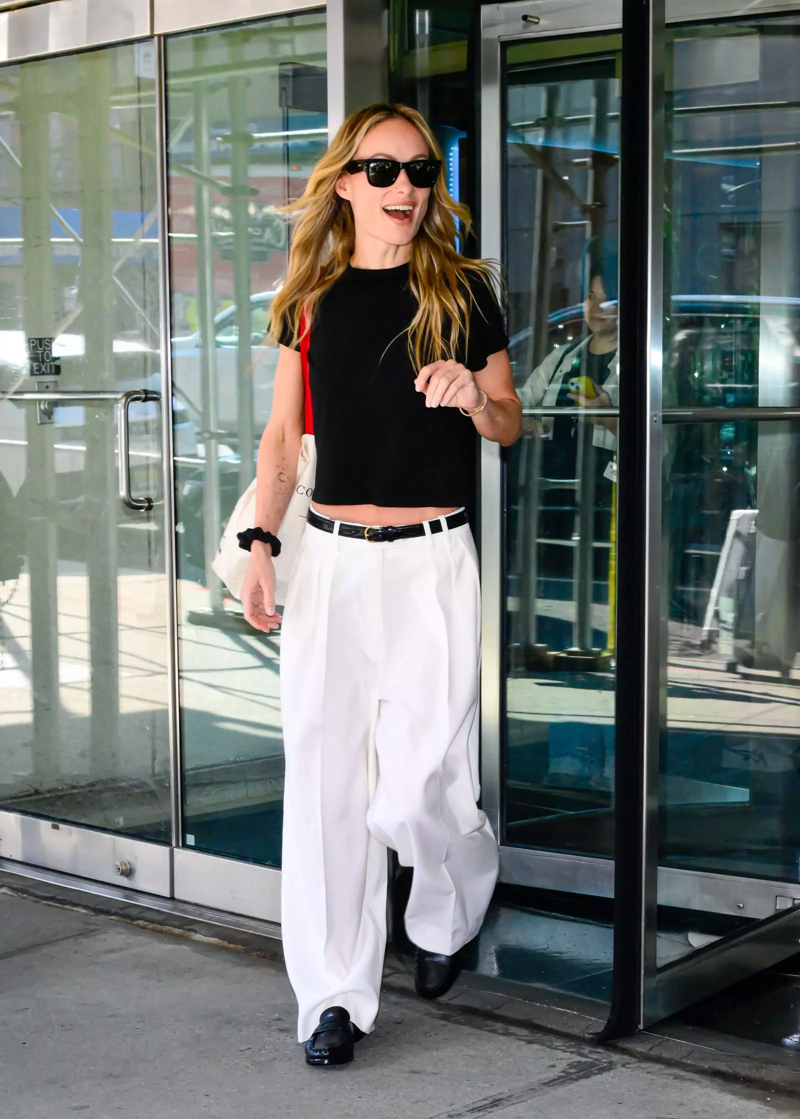 Olivia Wilde's Effortless City Style: A Guide to Minimalist Chic