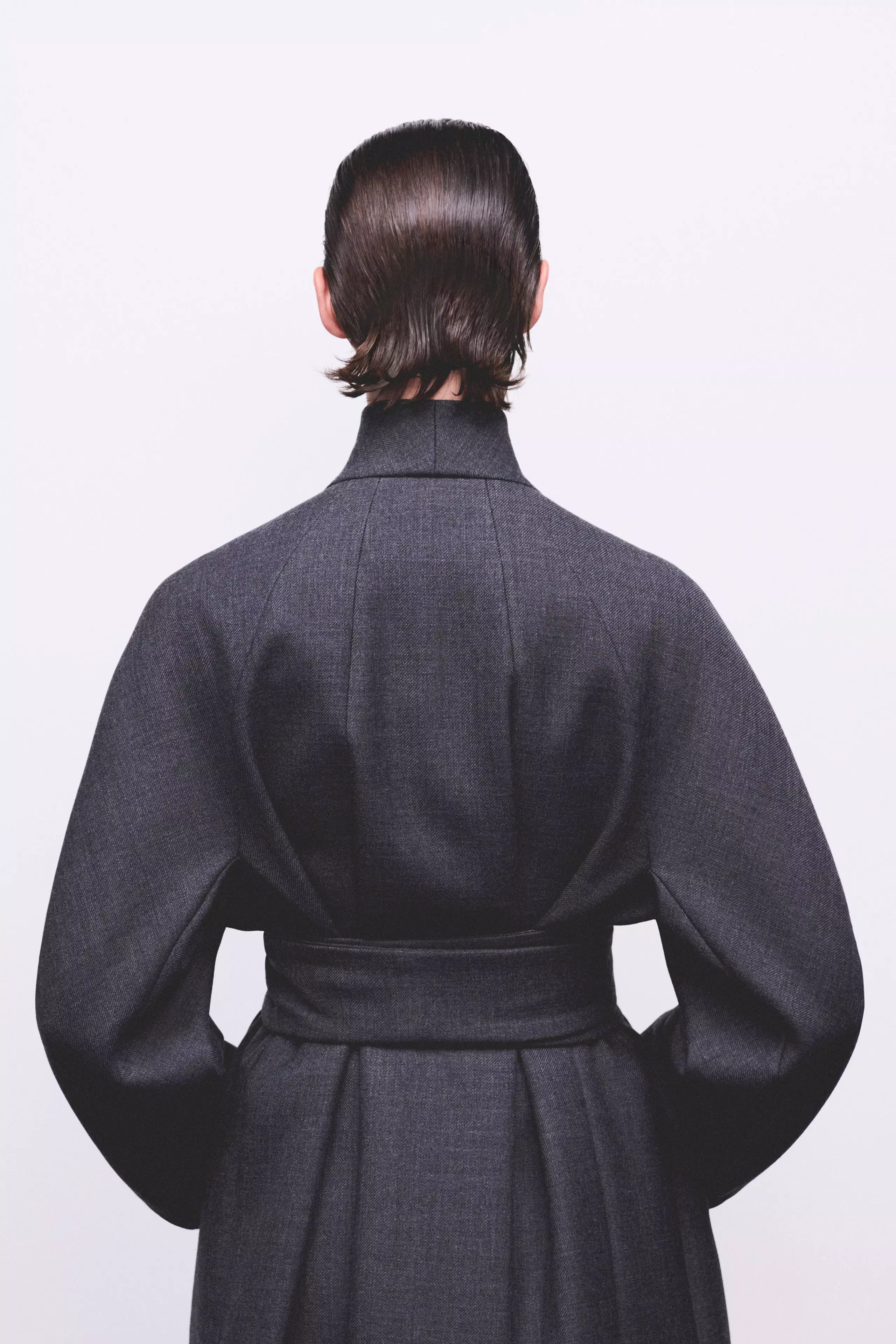 Max Mara Atelier Fall 2026: Architectural Influence in Couture Coats
