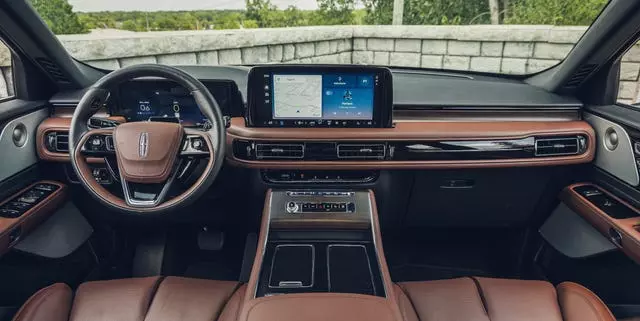 2026 Lincoln Aviator Reserve AWD: A Blend of Luxury and Comfort