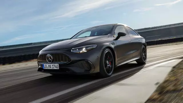 Mercedes-AMG Introduces Electrified CLA45