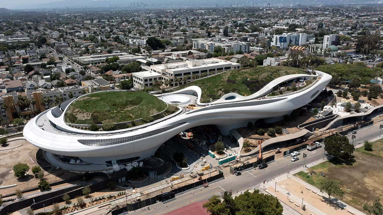 Lucas Museum Offers Free Access to Local Residents