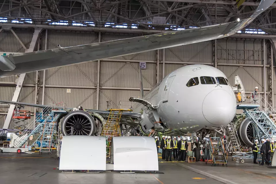 Cramer Praises Boeing's Market Comeback