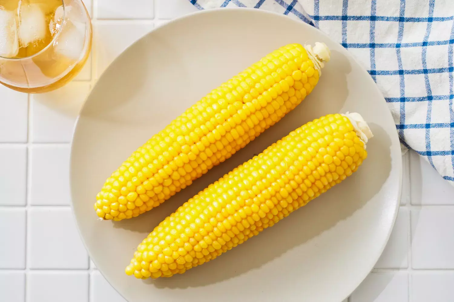 The Culinary Consensus: Chefs Endorse Boiling as the Superior Method for Preparing Corn on the Cob
