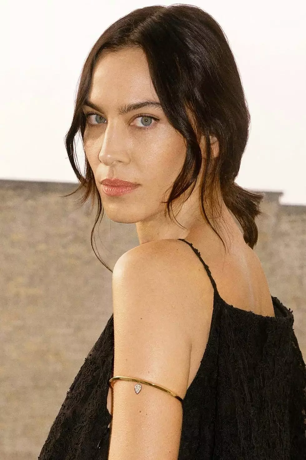 Cuff Bracelets: The Unmissable Jewelry Trend of the Season