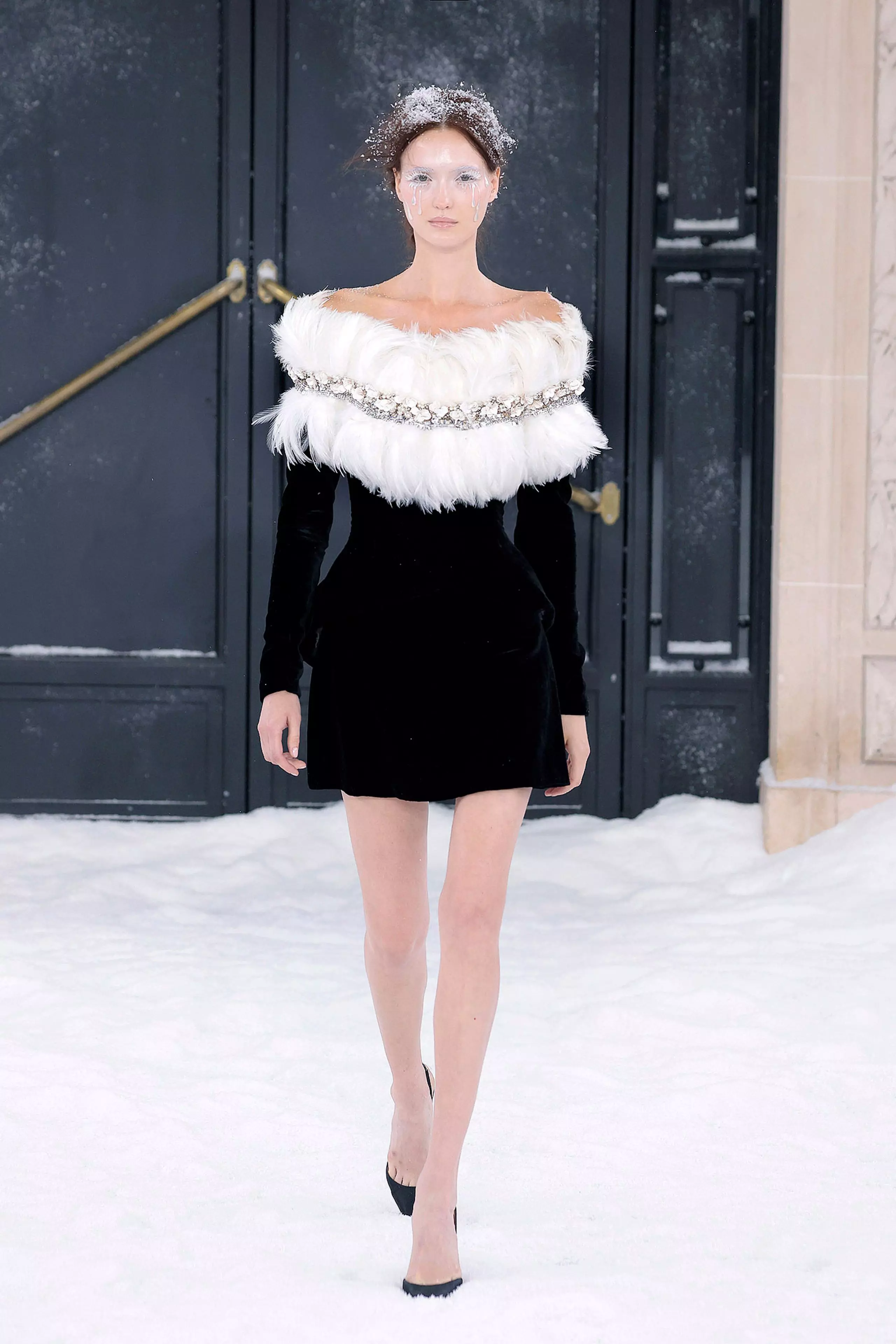 Celia Kritharioti's Dazzling Fall 2026 Couture Collection Unveiled