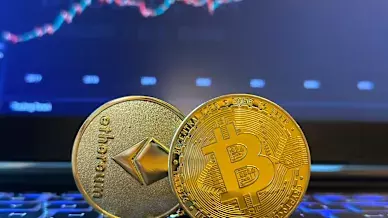 Cryptocurrency Market Update: Bitcoin and Ethereum Face Downward Pressure Amid Geopolitical Tensions