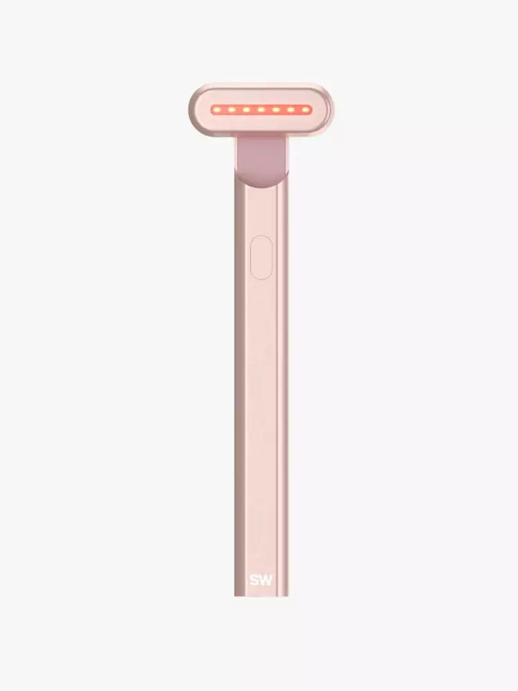 A Comprehensive Guide to Solawave's Innovative LED Skincare Devices